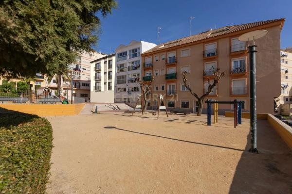 Piso en calle Benigembla, 4