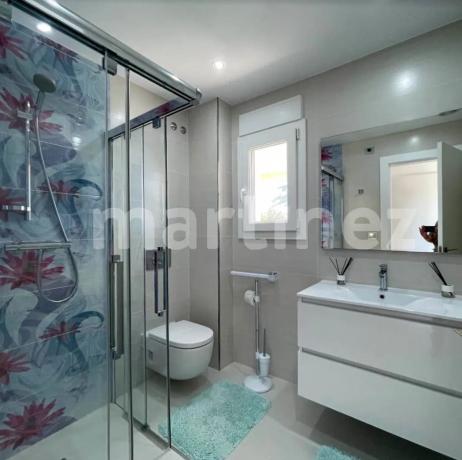 Casa independiente en avenida mediterrani