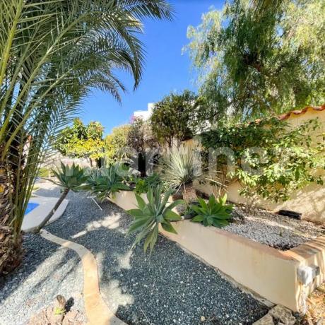 Casa independiente en avenida mediterrani