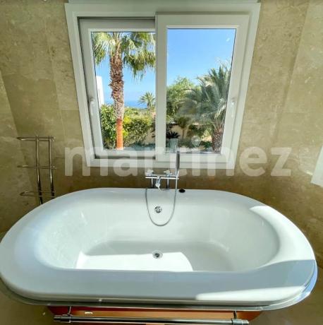 Casa independiente en avenida mediterrani