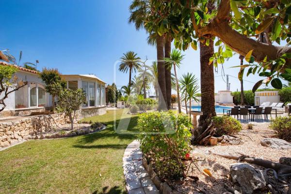 Chalet en Cala Advocat - Baladrar