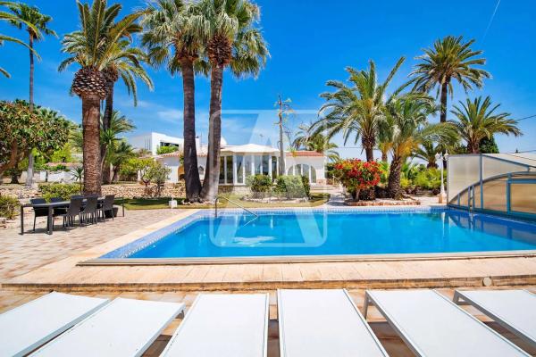 Chalet en Cala Advocat - Baladrar