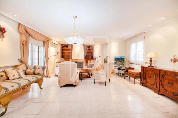 Chalet en Cala Advocat - Baladrar