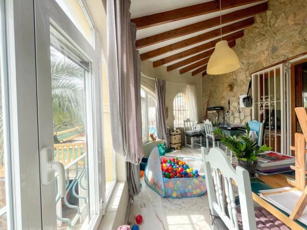 Casa independiente en calle la Truita