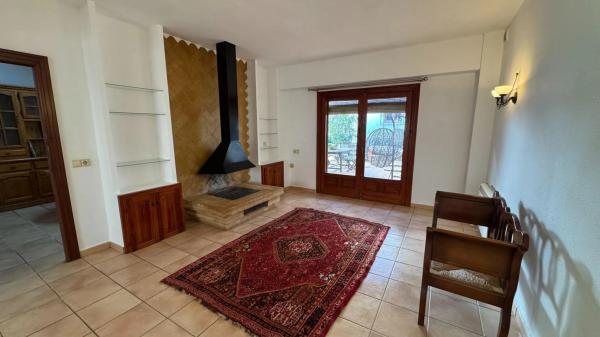 Casa independiente en calle de Santa Bárbara