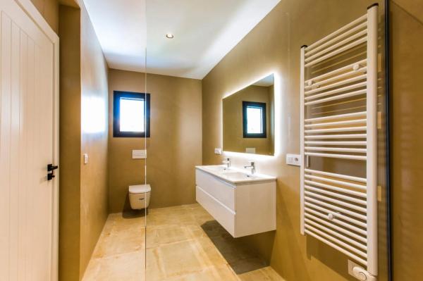 Chalet en Cala Advocat - Baladrar