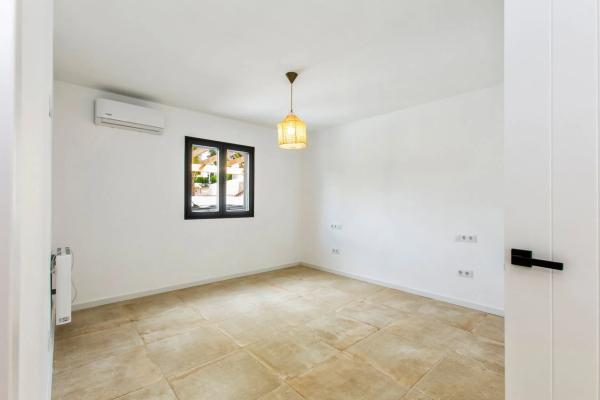 Chalet en Cala Advocat - Baladrar