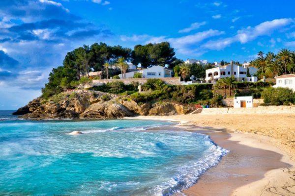 Casa independiente en avenida de la Fustera