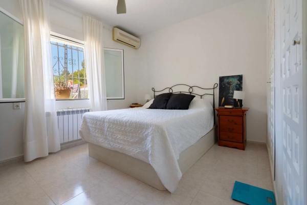 Chalet en Cala Advocat - Baladrar