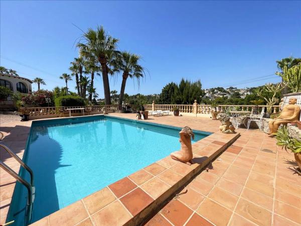 Casa independiente en avenida de la Fustera