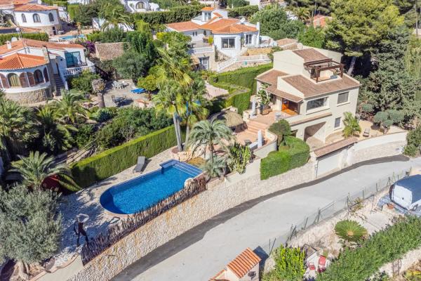 Chalet en Cala Advocat - Baladrar