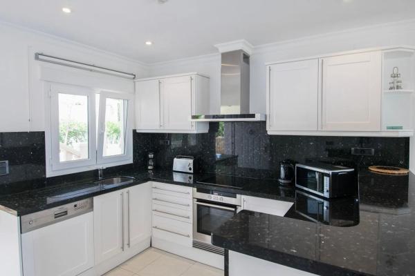 Piso en Cala Advocat - Baladrar