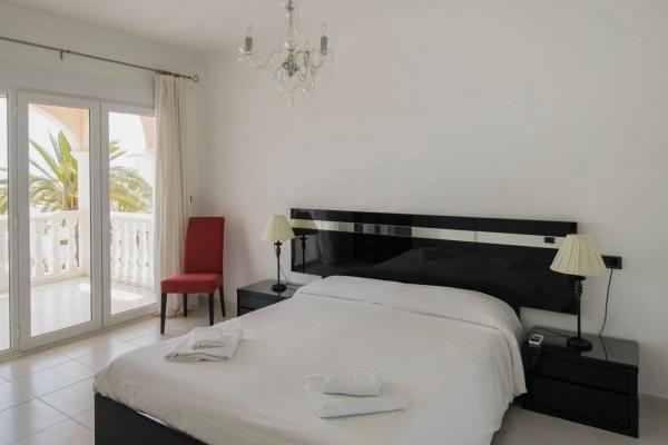 Piso en Cala Advocat - Baladrar