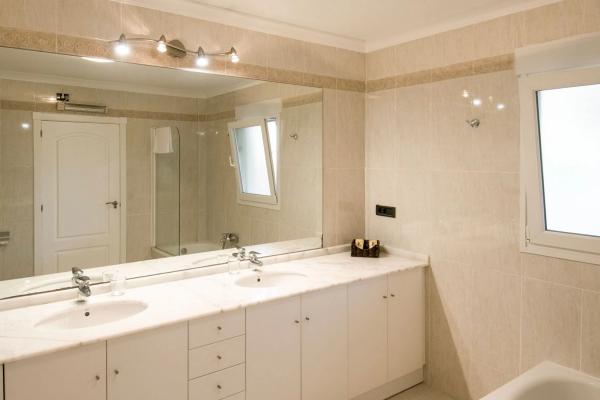 Piso en Cala Advocat - Baladrar