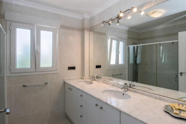 Piso en Cala Advocat - Baladrar