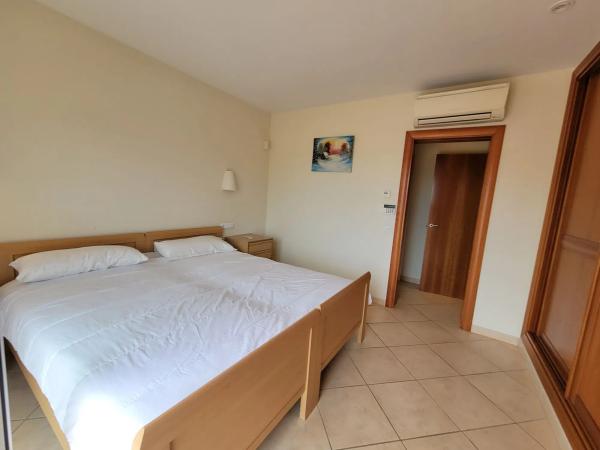 Casa independiente en avenida de la Marina