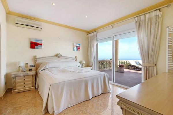 Chalet en La Viña - Montemar - San Jaime