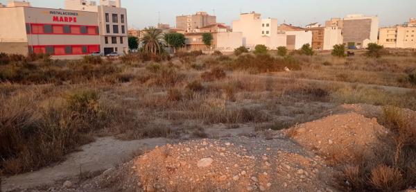 Terreno en calle del Labrador, 5