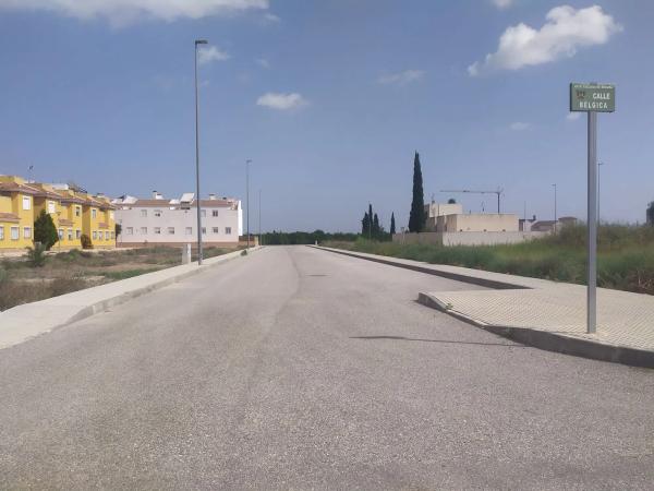 Terreno en calle Belgica s/n