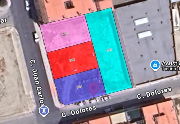 Terreno en calle Dolores