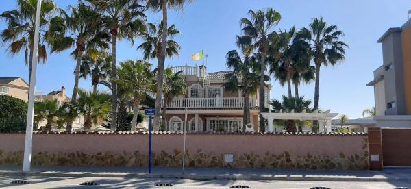 Terreno en Barrio La Zenia