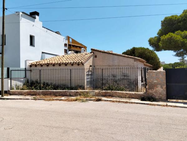 Terreno en calle Junco p Pr, 1