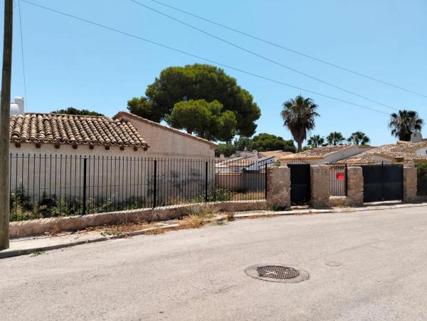 Terreno en calle Junco p Pr, 1