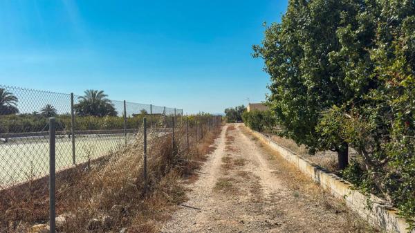 Terreno en Partida Derramador