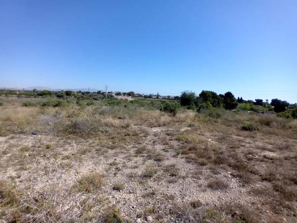 Terreno en Partida Valverde Bajo