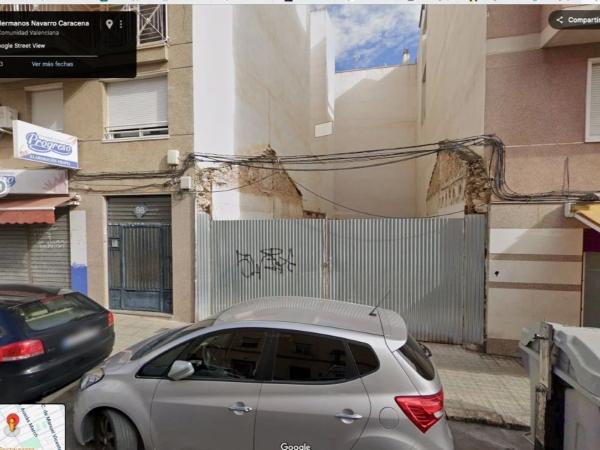 Terreno en calle Germans Navarro Caracena, 96 -102