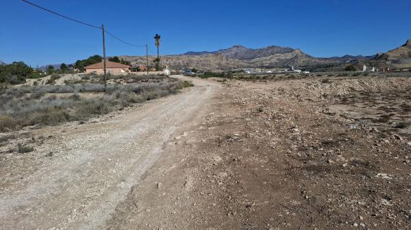 Terreno en calle Verdegás