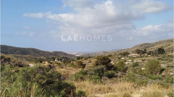 Terreno en calle d'Aigües