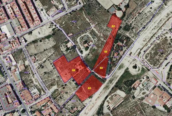 Terreno en Partida Peri i