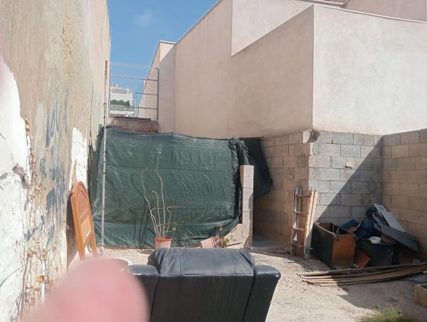 Terreno en calle del Mar, 27