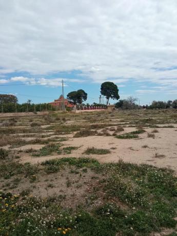 Terreno en via Sense Nom