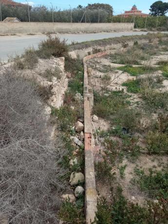 Terreno en via Sense Nom