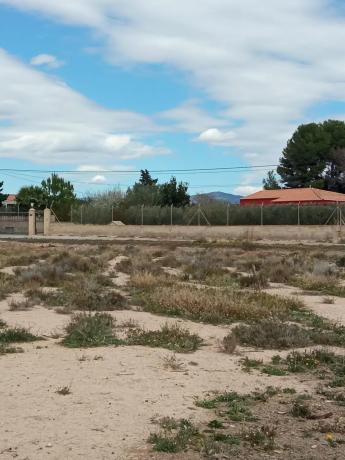 Terreno en via Sense Nom