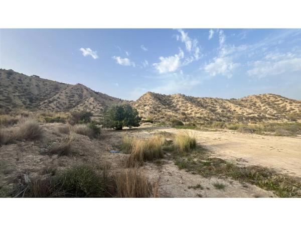 Terreno en calle Mar