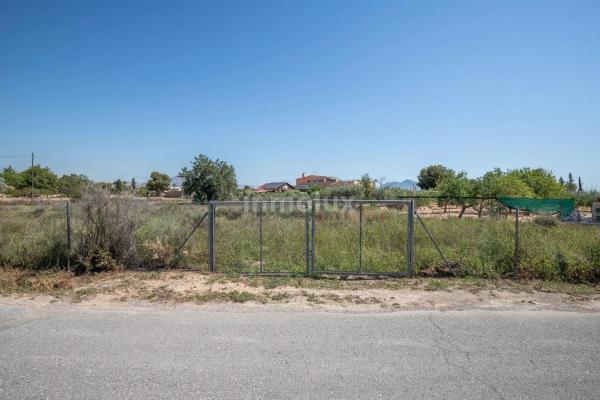 Terreno en camino Juncaret