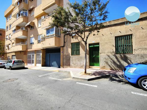 Terreno en calle Alcoy