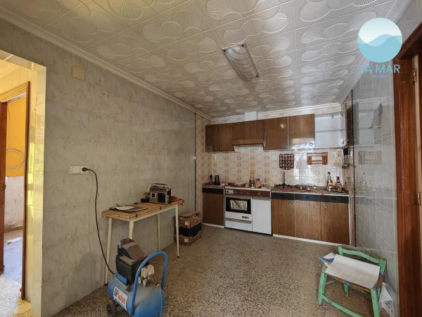 Terreno en calle Alcoy