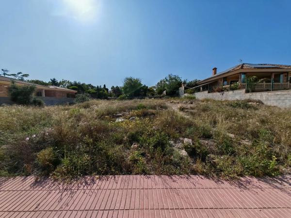 Terreno en calle Montgó, 19