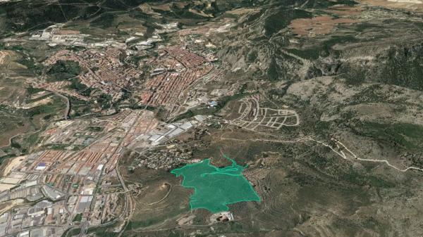 Terreno en calle Cine Capitol