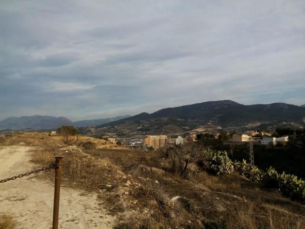 Terreno en calle Cine Capitol