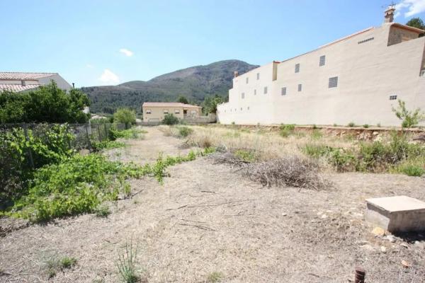 Terreno en Benichembla