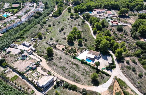 Terreno en Partida Garduix