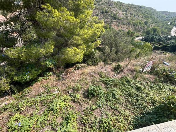 Terreno en calle Ametla, 49