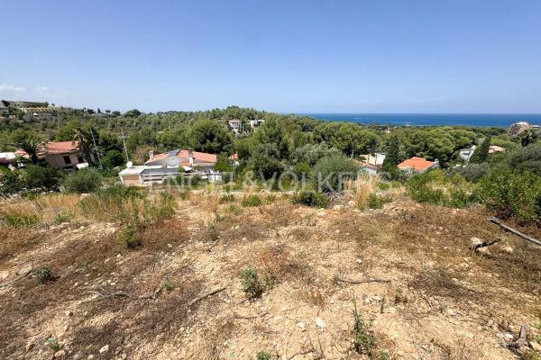 Terreno en Les Rotes/Las Rotas