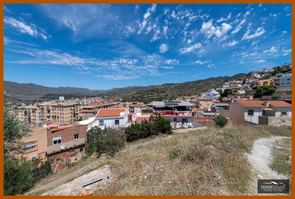 Terreno en calle el Oboe