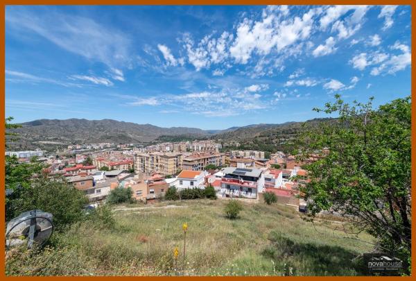 Terreno en calle el Oboe